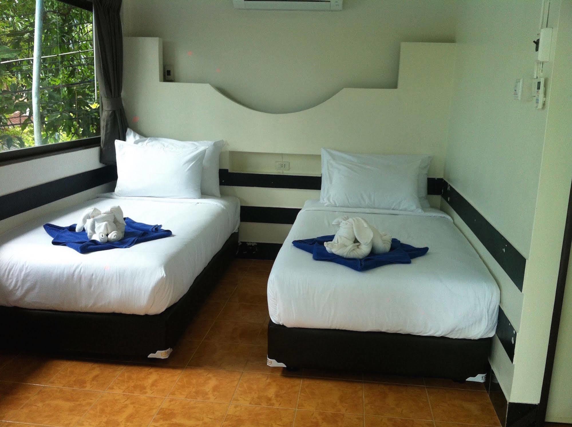 Simple Life Talay & Divers Resort Ko Tao Buitenkant foto