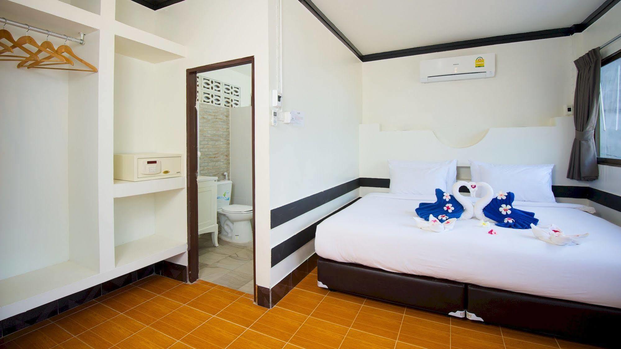 Simple Life Talay & Divers Resort Ko Tao Buitenkant foto